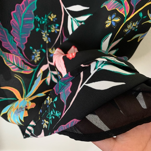 Cotton On Black Foral Camisole Tank Top Small - Picture 5 of 6